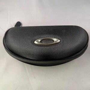 Oakley Black Hard Shell Sunglasses Case‎ Zipper Closure Authentic
